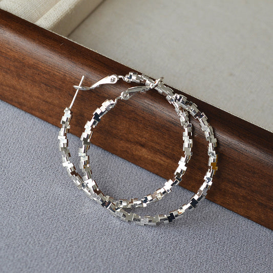 Sola irregular textured hoop earrings